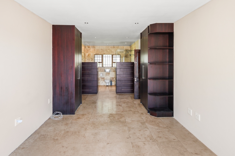 4 Bedroom Property for Sale in Beacon Bay Eastern Cape